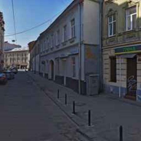 Квартира На Вулиці Наливайка 7 В Центрі Біля Оперного Театру Після Ремонту Leópolis Exterior foto